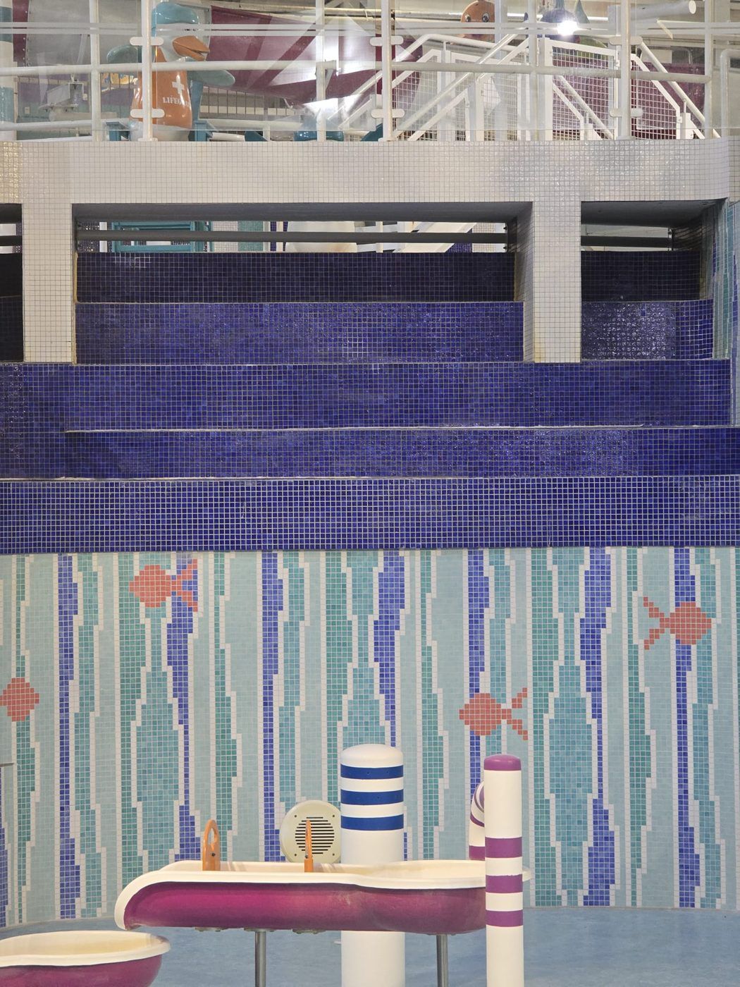 Pool tiling and repairs for holiday parks